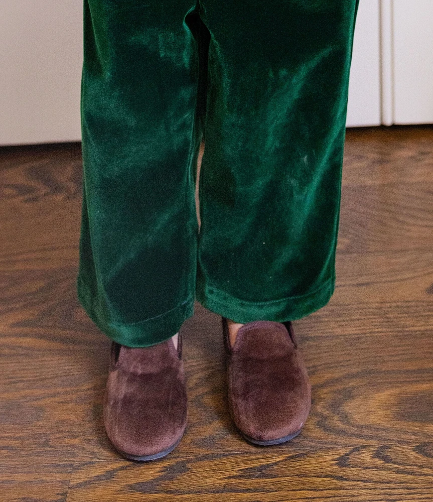 Edgehill Collection x Darby Fallon Clark Boys' Bowden Velvet Slippers (Youth)