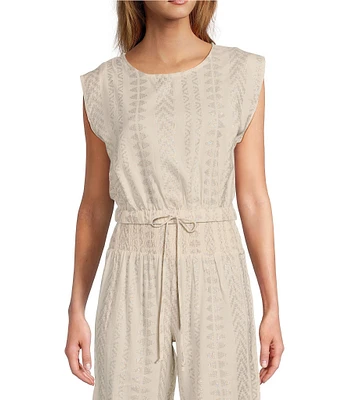 ELAN Coordinating Metallic Arrow Print Crew Neck Cap Sleeve Banded Cropped Top