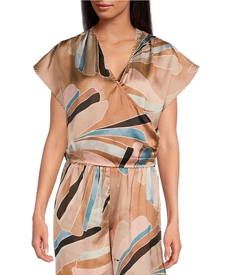 ELAN Coordinating Printed V-Neck Short Sleeve Top