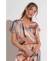 ELAN Coordinating Printed V-Neck Short Sleeve Top