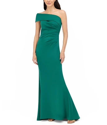 Eliza J Stretch Off-the-Shoulder Sleeveless Gown