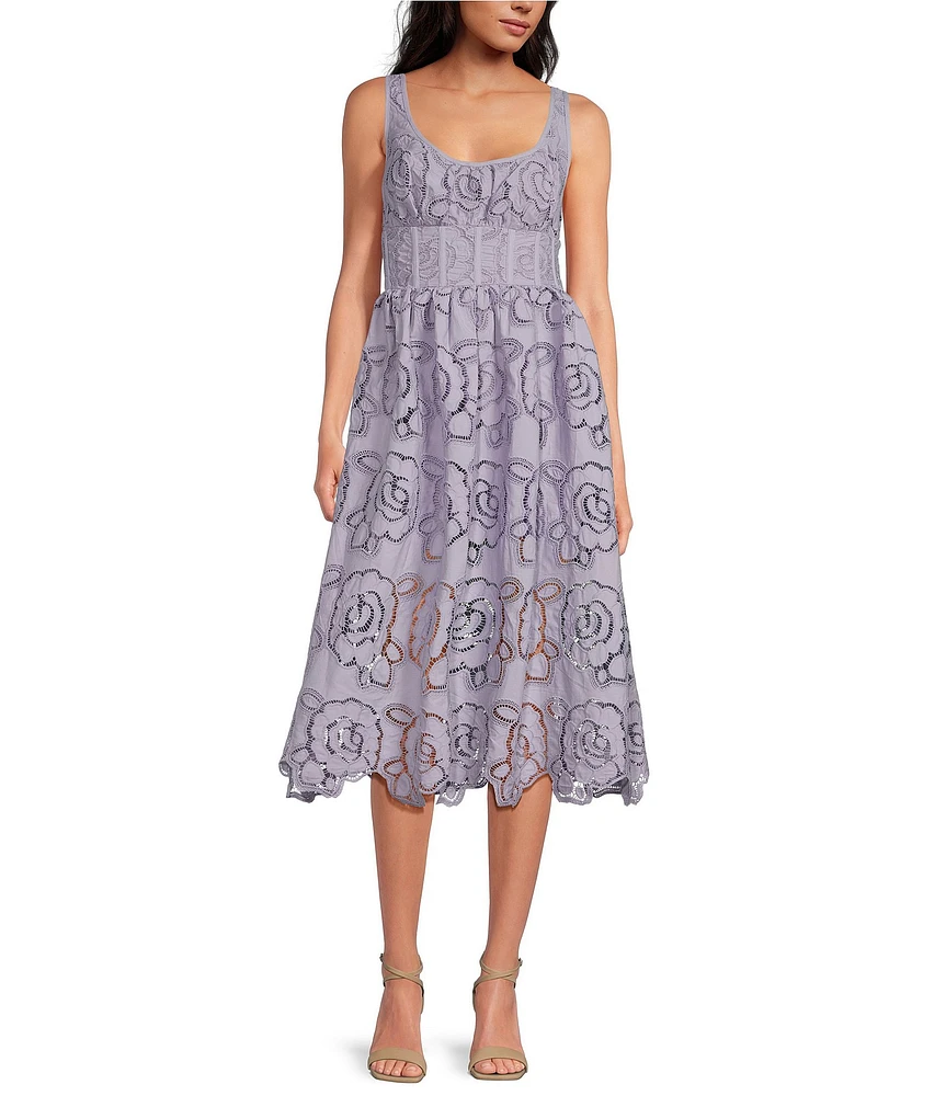 En Saison Brynlee Embroidery Scoop Neck Sleeveless Midi Dress