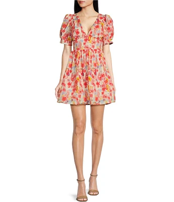 En Saison Giada Floral Print V Neck Short Puff Sleeve Mini Dress