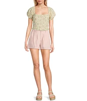 Evolutionary Solid Pleated Mid Rise Shorts