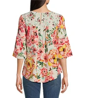 Figueroa & Flower Petite Size Mabela Floral Print Rayon Lace Inset Trim Scoop Neck 3/4 Ruffle Sleeve Top