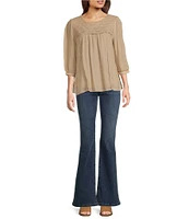 Figueroa & Flower Scoop Neck 3/4 Sleeve Lace Yoke Blouse