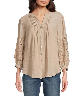 Figueroa & Flower Solid Woven Split V-Neck 3/4 Applique Sleeve Peasant Blouse