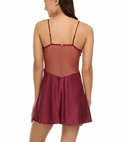 Flora Nikrooz Showstopper Lace Semi-Sweetheart Neck Spaghetti Strap Chemise