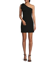 Gianni Bini Deliah One Bow Shoulder Sleeveless Sheath Crepe Mini Dress