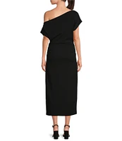 Gibson & Latimer Crepe Knit Asymmetric Neck One Shoulder Off-the-Shoulder Short Sleeve Ruched Sheath Midi Dress