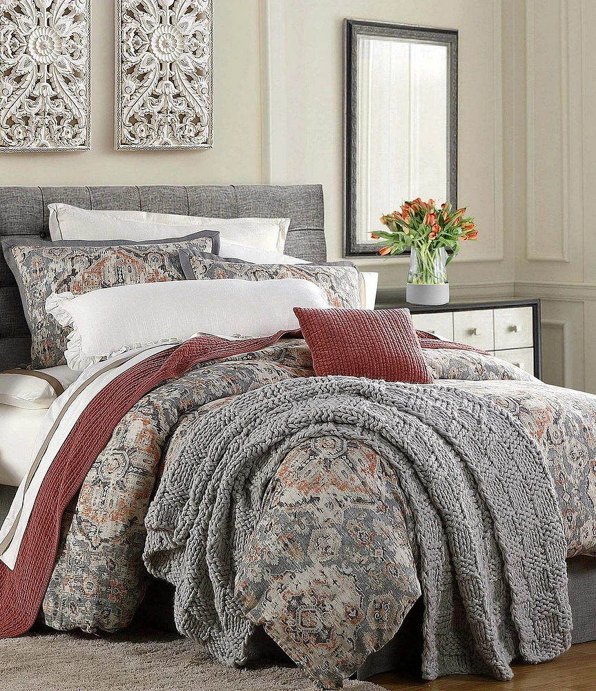 HiEnd Accents Carmen Medallion Print Duvet Cover Mini Set