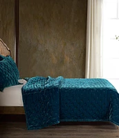 HiEnd Accents Stella Silk Velvet Quilt