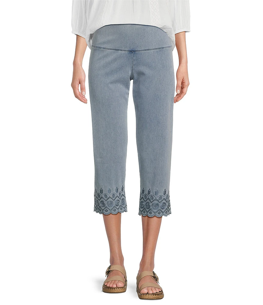 Intro Love the Fit Embroidered Hem Tummy Control Capri Leggings