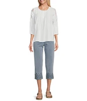Intro Love the Fit Embroidered Hem Tummy Control Capri Leggings