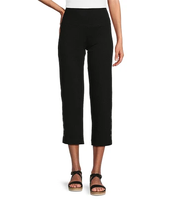 Intro Petite Size Aimee Side Button Trim Tummy Control Pull-On Capri Pants