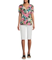 Intro Petite Size Floral V-Neck Short Sleeve Tee