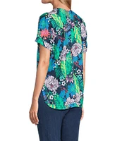 Intro Petite Size Tropic Botanical V-Neck Short Sleeve Tee