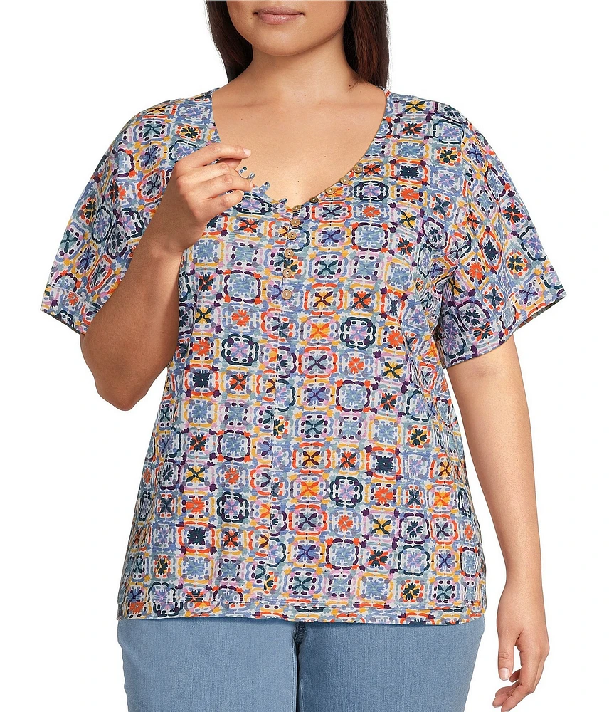 Intro Plus Size Cotton Slub Jersey Tile Print V-Neck Short Sleeve Tee