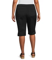 Intro Plus Size Rivet Trim Flower Skimmer Shorts
