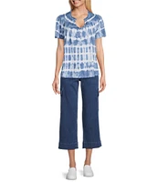 Intro Tie-Dye Split V-Neck Short Sleeve Lace Pleated Yoke Tee