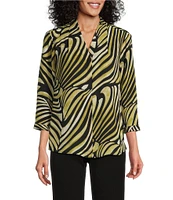 Investments Petite Size Caroline Signature Green Zebra V-Neck 3/4 Sleeve Button Front Top