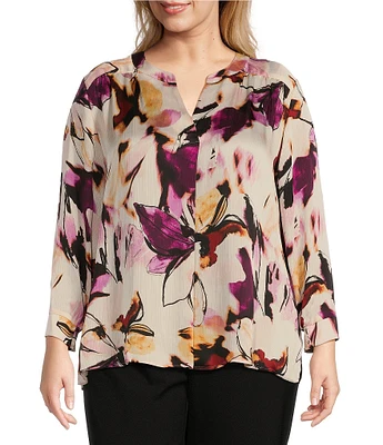 Investments Plus Size Abstract Gestural Petals Print Woven Inverted Pleat V-Neck 3/4 Sleeve Top