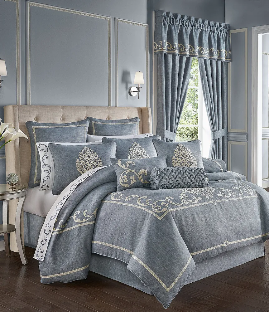 J. Queen New York Aurora Embroidery Comforter Set