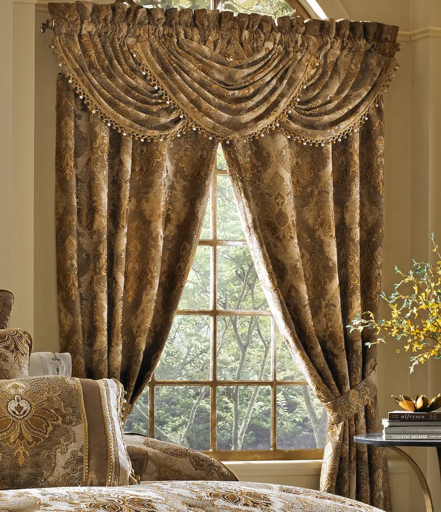 J. Queen New York Bradshaw Window Treatment