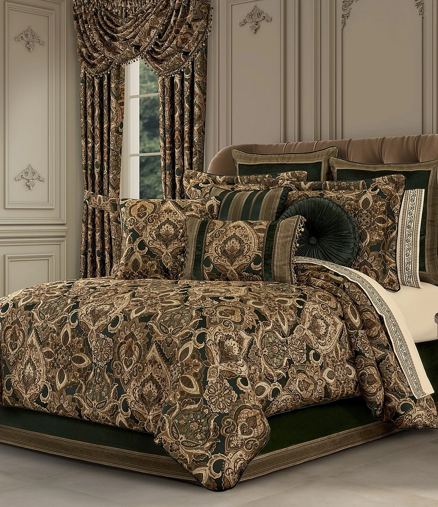 J. Queen New York Emerald Bay Oversized Woven Medallion Comforter Set