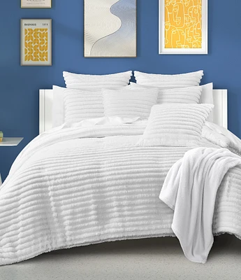 J. Queen New York J. By J. Queen New York Darby Comforter Set