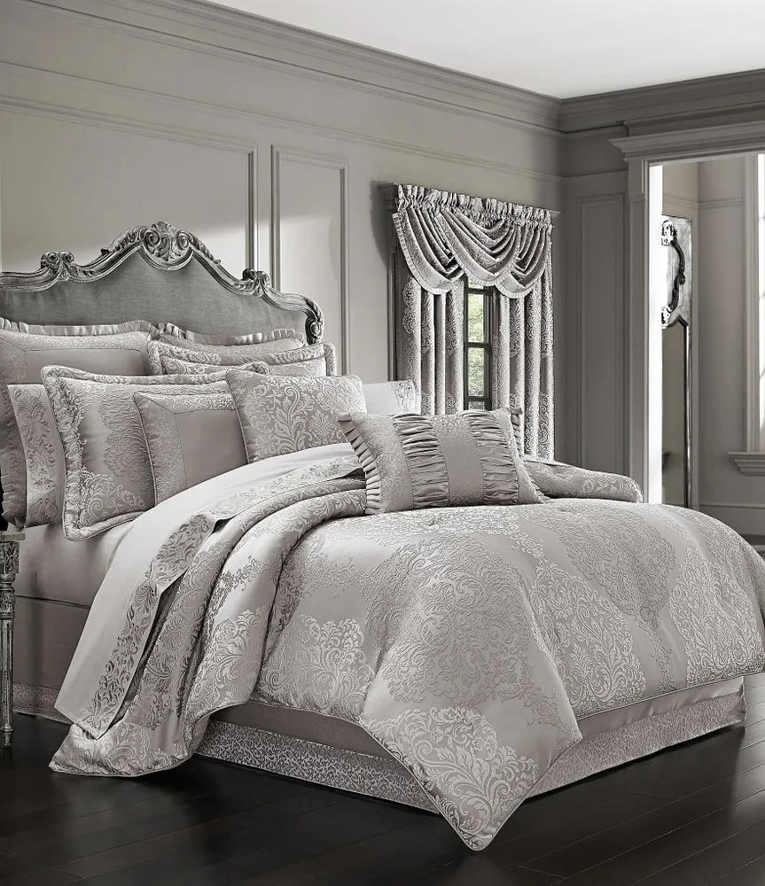 J. Queen New York La Scala Silver Comforter Set