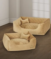 J. Queen New York Townsend Plush Velvet Pet Bed