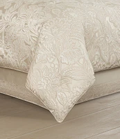 J. Queen New York Villanova Jacobean Grand-Scale Woven Comforter Set