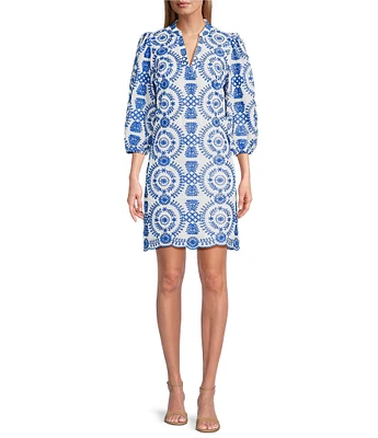 Jessica Howard Embroidered Split V-Neckline 3/4 Sleeve Shift Dress