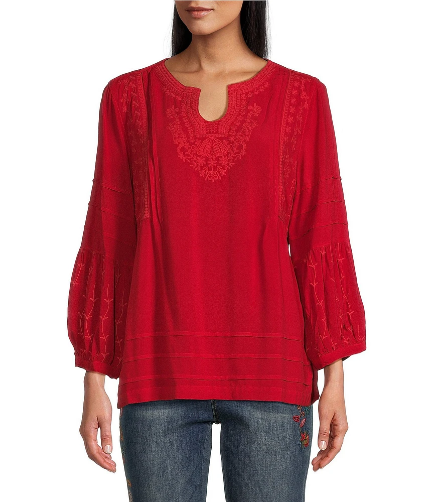 John Mark Embroidered Split Round Neck 3/4 Sleeve Tunic Top