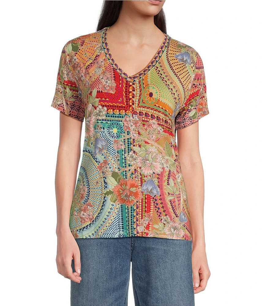 JOHNNY WAS Janie Favorite Bamboo Blend Knit Mosaic Print V-Neck Short Sleeve Tee