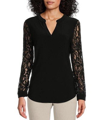 Kasper Split V-Neck Long Lace Sleeve Shirttail Hem Top