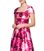 Kay Unger Floral Print Square Neck Short Sleeve Pleated A-Line Dress