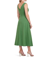 Kay Unger Prewitt Stretch Crepe Boat Neck Sleeveless Pleated Side Tea Dress