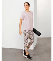 Kinesis High Rise Omega Print 7/8 Moisture Wicking Leggings