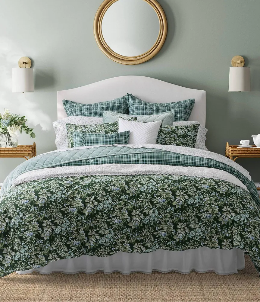 Laura Ashley Bramble Floral Green 7-Piece Reversible Comforter Bonus Set