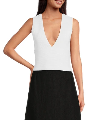 Le' AL.X Low V Neck Sleeveless Cropped Ribbed Knit Tank Top