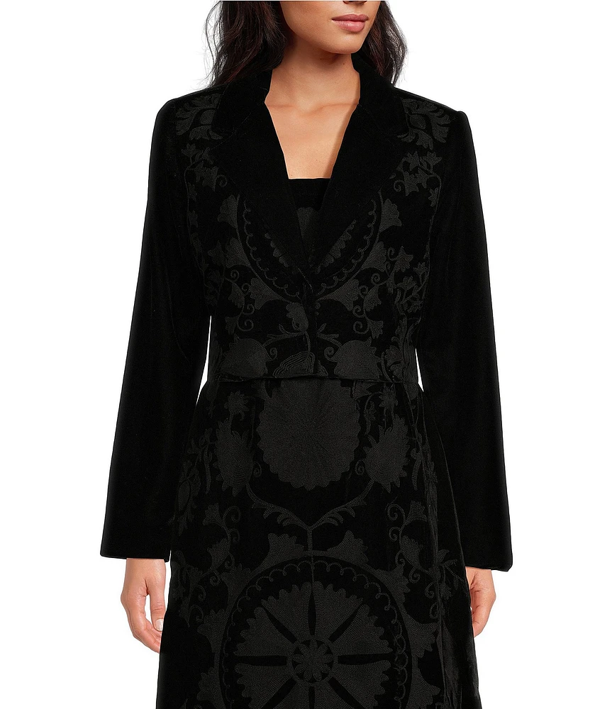 Le' AL.X Velvet Embroidered Notch Lapel Long Sleeve Cropped Coordinating Blazer