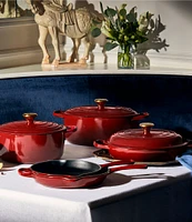 Le Creuset Signature 6.75-Quart Oval Enameled Cast Iron Dutch Oven with Gold Stainless Steel Knob