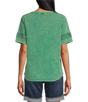 Leo & Nicole Acid Wash Crew Neck Short Sleeve Crochet Trim Knit Tee