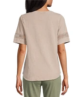 Leo & Nicole Acid Wash Crew Neck Short Sleeve Crochet Trim Knit Tee