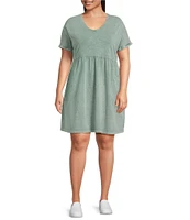 Leo & Nicole Plus Size Relaxed Acid Wash V-Neck Short Sleeve Dress