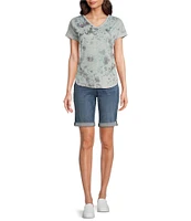 Leo & Nicole Printed V-Neck Short Sleeve Tee Shirt