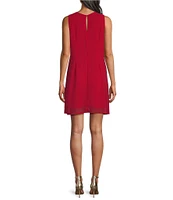 Leslie Fay Chiffon Crepe Double Keyhole Neck Sleeveless Shift Dress