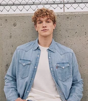 Levi's® Classic Fit Long Sleeve Woven Western Denim Shirt